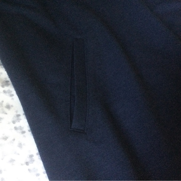 Lilly Pulitzer Navy Tunic Top Size Small - Picture 8 of 10